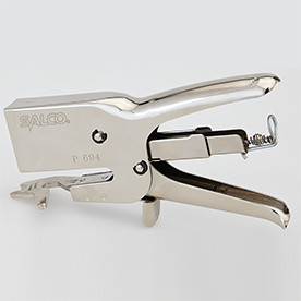 Handheld bag stapler